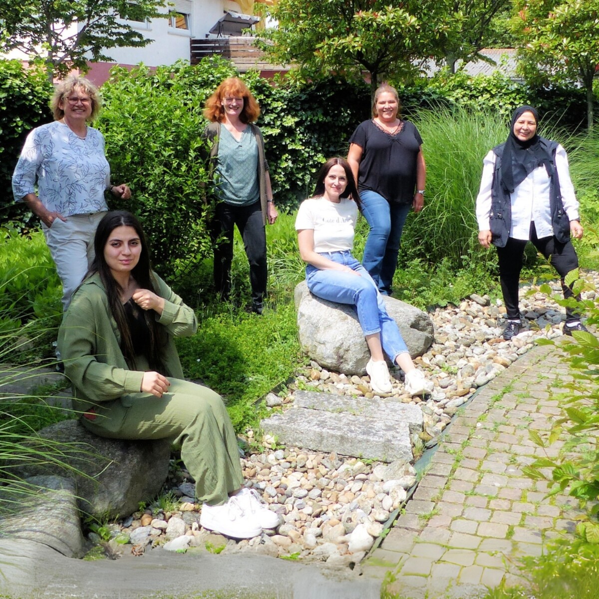 Man sieht das Team des QZ Mehrgenerationenhaus