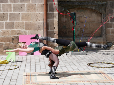 Die Hoochie-Coochie-Girls