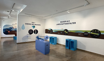 Wasser entdecken, verstehen und neu erleben: Die Ausstellung „H2Oho!“ im Museum im Deutschhof macht die lebenswichtige Ressource mit zahlreichen interaktiven und multimedialen Stationen aus unterschiedlichen Perspektiven erfahrbar.