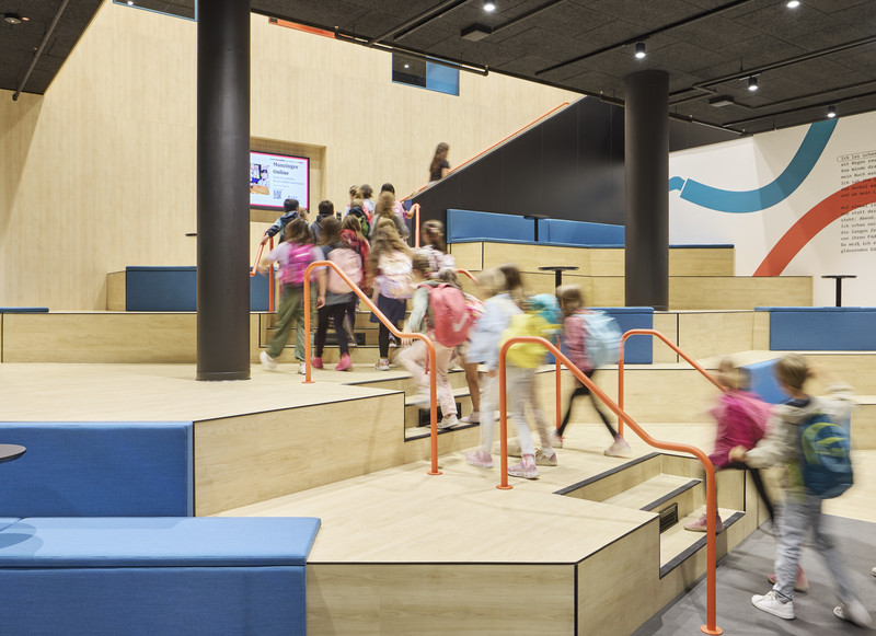 Einblick in die neue Stadtbibliothek