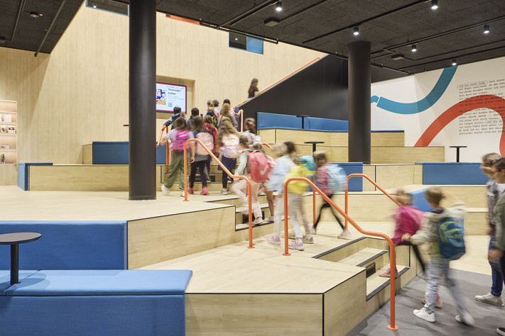 Einblick in die neue Stadtbibliothek