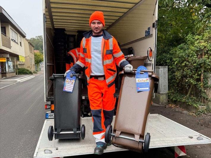 System mit Chip: Die neuen Restmüll- und Biotonnen werden in der Stadt ab Januar geleert. Foto: Stadt Heilbronn        