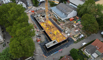 Drohnenaufnahme von der Neckartalschule im Bau
