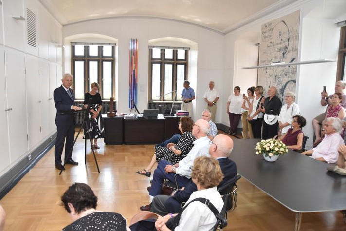 Oberbürgermeister Mergel empfängt Nachfahren ehemals jüdischer Heilbronner Familien