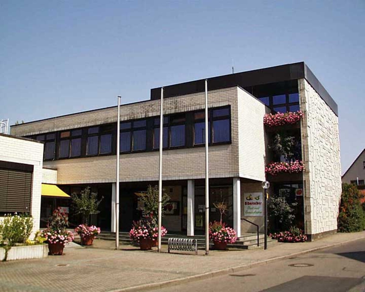 Man sieht das Bürgeramt Biberach