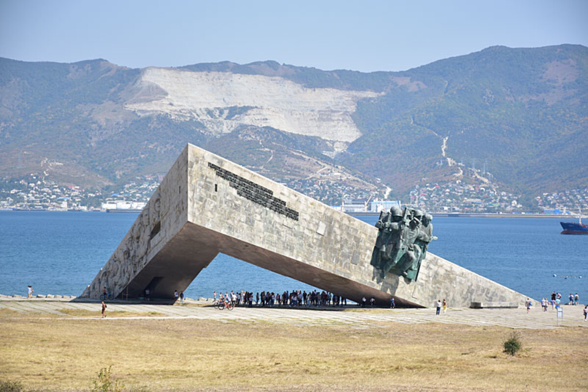 Denkmal "Malaja Zemlja" für die Rückeroberung durch die Rote Armee - Foto: Küpper