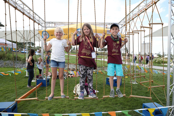 Balancierparcours beim Landeskinderturnfest 2019 in Heilbronn