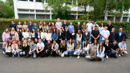 Insgesamt darf die Stadt Heilbronn 74 neue Auszubildende, Dual Studierende sowie Praktikantinnen und Praktikanten im Jahr 2025 begrüßen. (Foto: Stadtarchiv Heilbronn/B. Kimmerle)