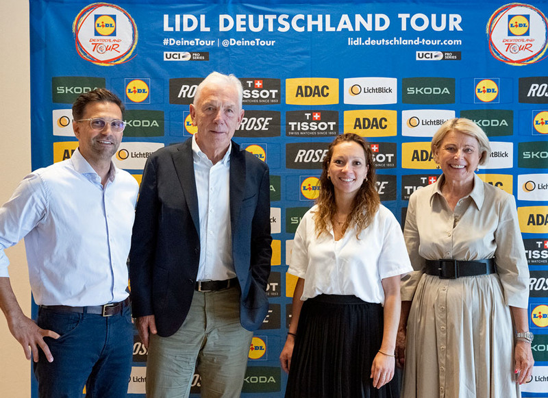 von links: Arnd Pickhardt, Chief Customer Officer der Lidl Dienstleistung GmbH & Co. KG, Oberbürgermeister Harry Mergel, Maren Hopf, Head of Lidl Deutschland Tour, und Bürgermeisterin Agnes Christner bei der Pressekonferenz zur Lidl Deutschland Tour am 5. August 2026 im Heilbronner Rathaus.