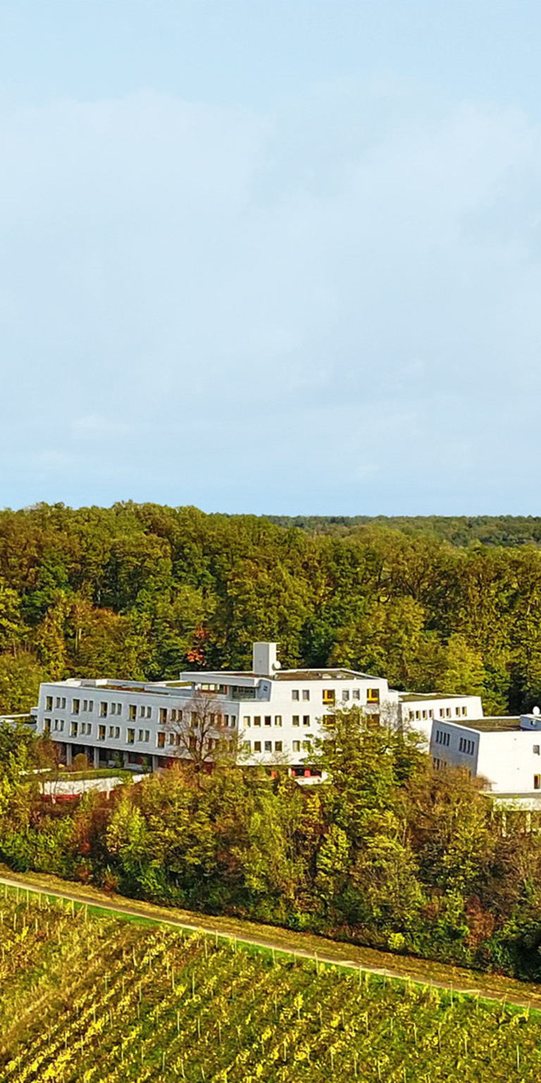 Blick auf die Evangelische Tagungsstätte Löwenstein