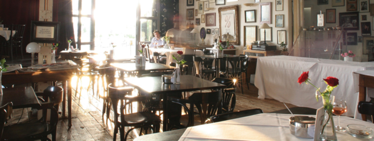 Innenansicht des Kaffeehauses Hagen
