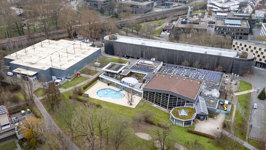 Luftbild auf dem man das Gebiet sieht. Darauf sind das Soleo, die eissporthalle, die Rollsporthalle