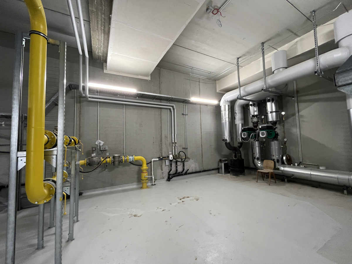 Gas-Hausanschluss und Netzpumpen für das Nahwärmenetz (Foto: Wärmegesellschaft Heilbronn mbH)