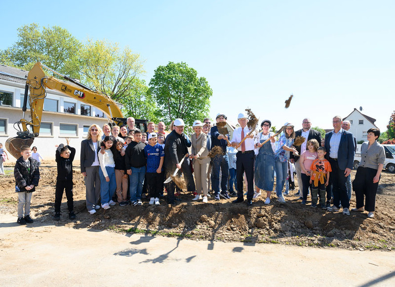 Spatenstich für die neue Neckartalschule in Böckingen
