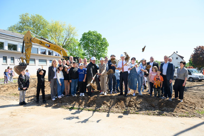 Spatenstich für die neue Neckartalschule in Böckingen