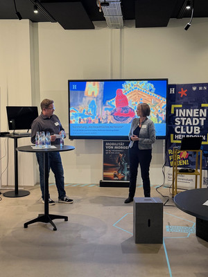 Michael Müller, Leiter Geschäftsbereich Events Irina Guzina, Bereichsleitung Citymanagement 