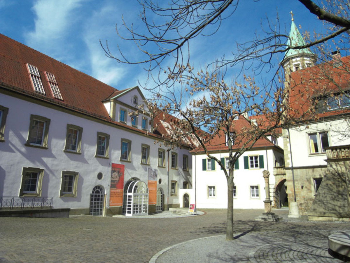 Außenansicht des Museums im Deutschhof