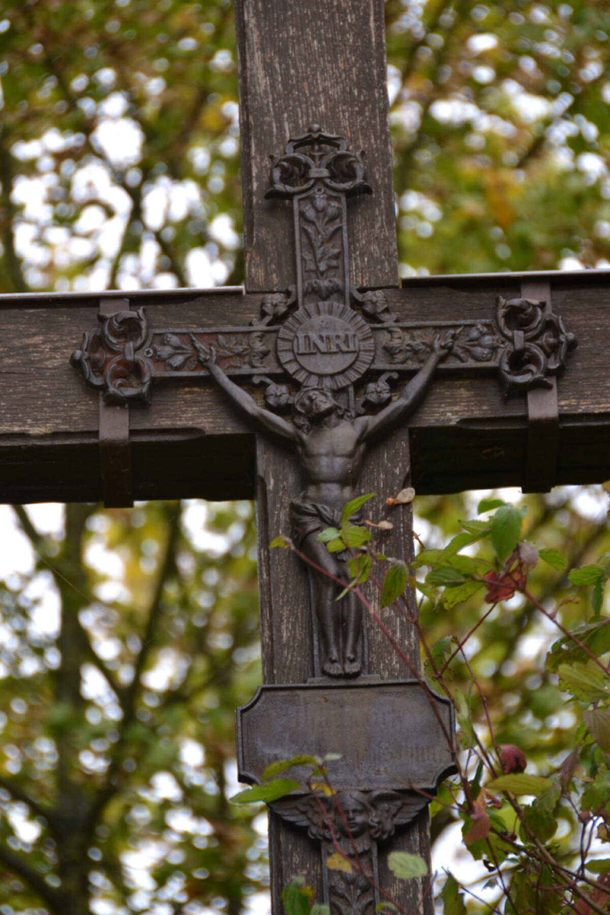 Holzkreuz Carl-Zeiss-Straße