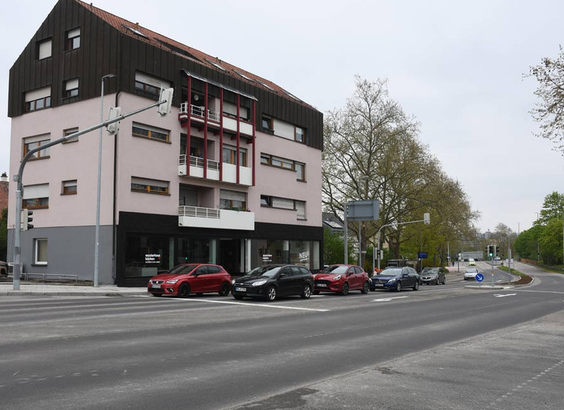 Neue Linksabbiegespur in der Wilhelm-Leuschner-Straße Richtung alte Großgartacher Straße (Tankstelle)