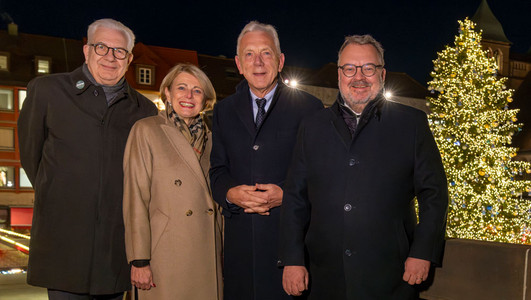 Erster Bürgermeister Martin Diepgen (v.l.), Bürgermeisterin Agnes Christner, Oberbürgermeister Harry Mergel und Bürgermeister Andreas Ringle