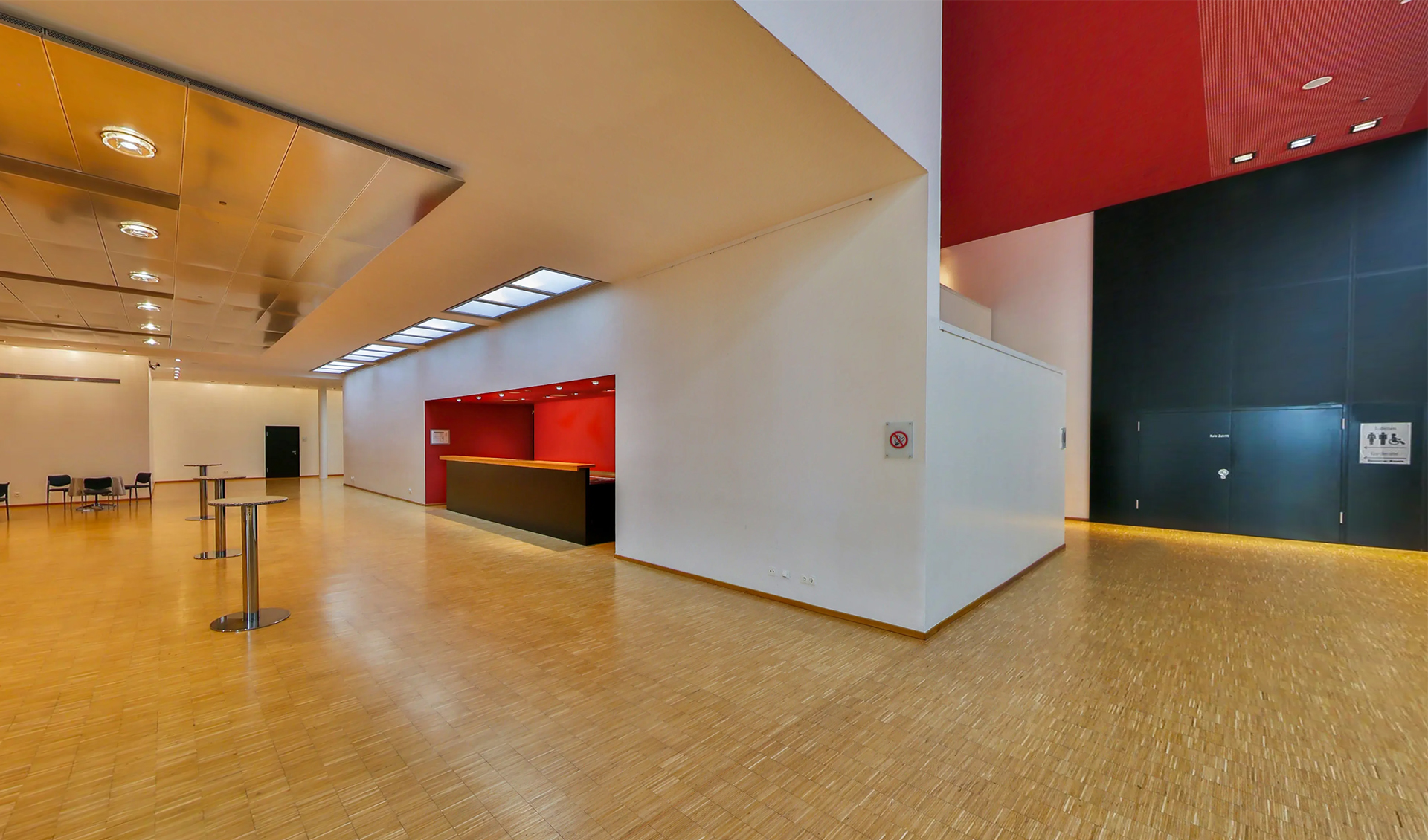 Harmonie Wilhelm-Maybach-Saal Foyer