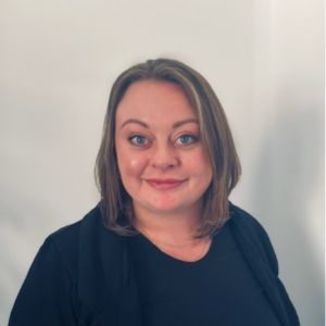 Auf dem Foto sieht man Katharina Lamert