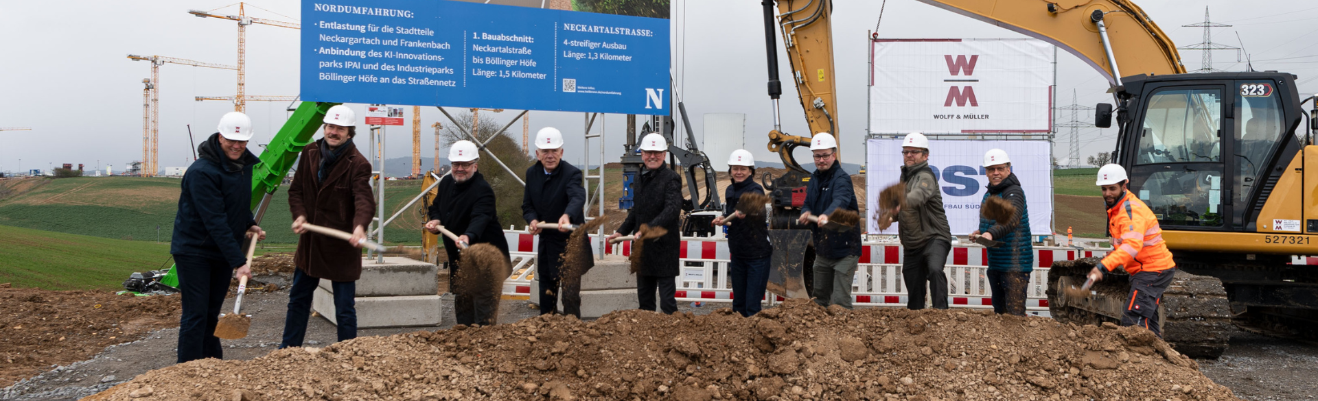 Man sieht den Spatenstich der Nordumfahrung