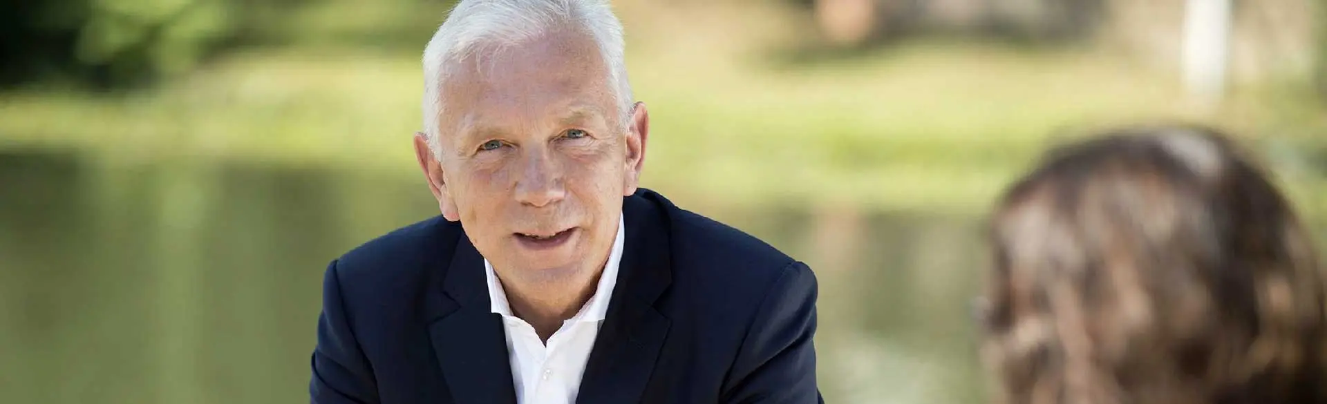 Man sieht Oberbürgermeister Harry Mergel