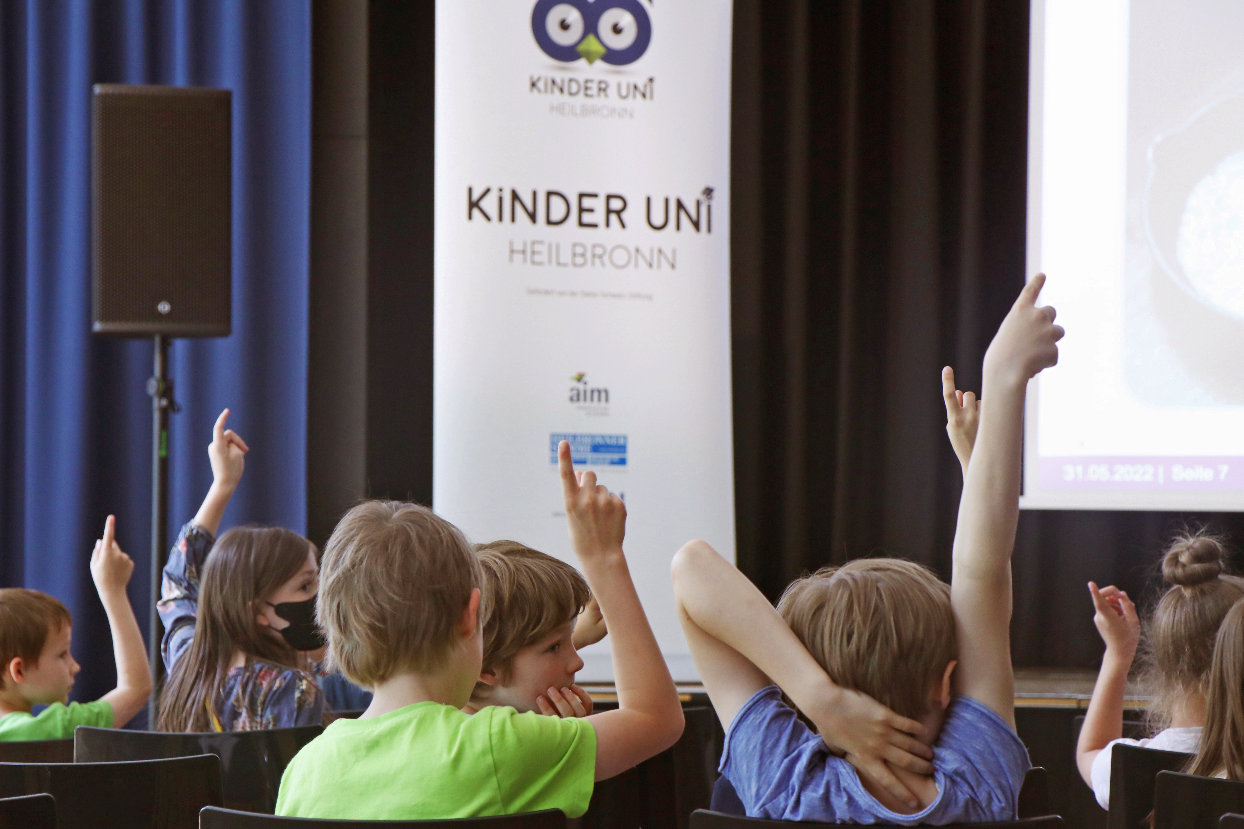 Kinderuni für Kinder von 8 bis 12 Jahren
