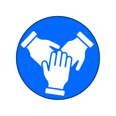 Symbolbild Gemeinschaft: Drei Hände liegen aufeinander.