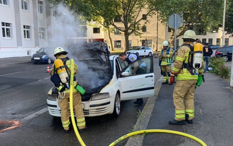 Beim Löschen setzen die Feuerwehrmänner Atemschutzgeräte ein. Auch die Werkstatt, wo die Geräte gereinigt und gewartet werden, kann am Wochenende beim Tag der offenen Tür besichtigt werden. Foto: Feuerwehr Heilbronn
