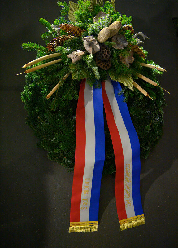 Kranz der Stadt Heilbronn zum Gedenken an die Reichspogromnacht.