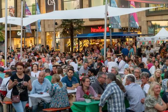 Italienischer Markt Heilbronn auf dem Kiliansplatz