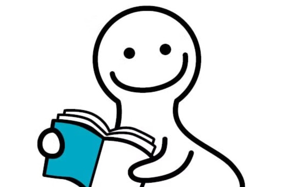 Lächelndes Wesen mit Buch 