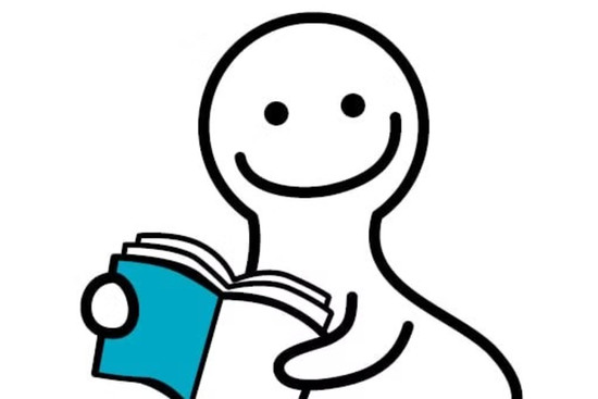 Lächelndes Wesen mit Buch 