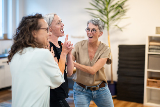 Menschen die Improtheater spielen., © Laura Boyson