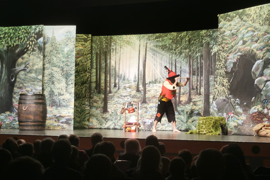Der Räuber hält Ausschau, © KiWi Kindertheater
